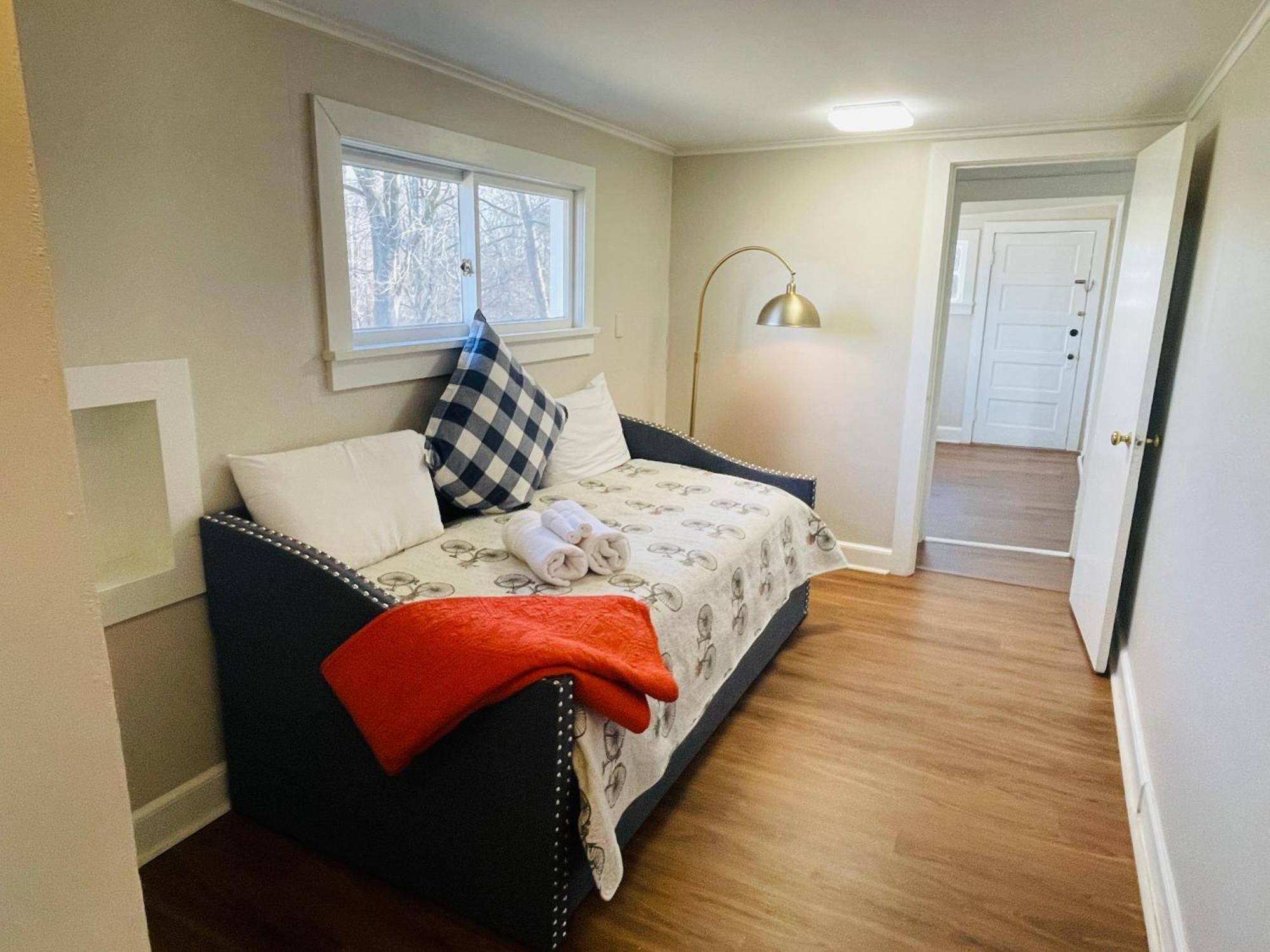 Apartamento Excelsior At The Manor House Clemmons Exterior foto